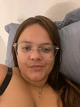 Laryssinha 69 online show from 06/20/26, 04:15