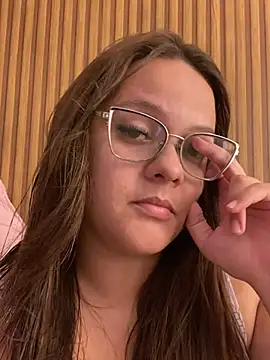 Laryssinha 69 online show from 07/13/26, 11:40