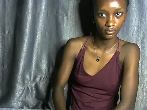 Snapshot of wild_flower001 chatting on 05/25/26, 12:16 wild flower001 online show from 05/25/26, 12:16
