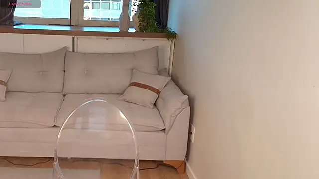 Rose Desiree online show from 06/12/26, 11:09