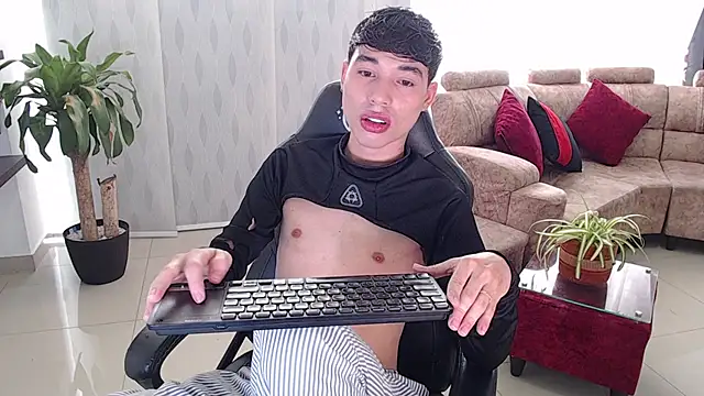 Snapshot of codd_doll chatting on 07/09/26, 06:45 codd doll online show from 07/09/26, 06:45