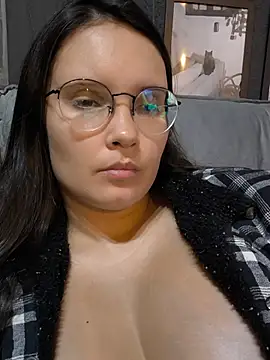 gatinhaagaucha online show from 06/17/26, 03:42