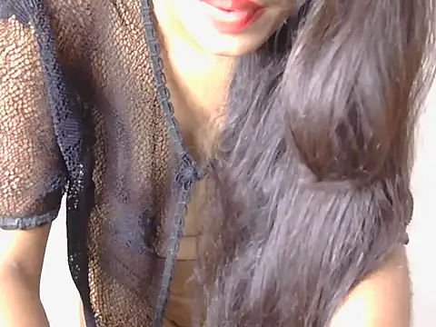 Snapshot of babe-_kammo chatting on 07/13/26, 06:05 babe- kammo online show from 07/13/26, 06:05