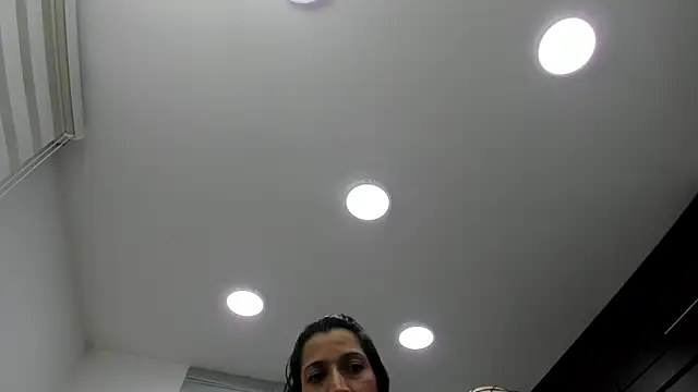 Snapshot of XimenaRose chatting on 06/11/26, 02:53 XimenaRose online show from 06/11/26, 02:53