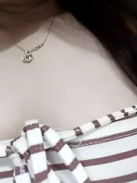 YoenLyy online show from 06/03/26, 02:36