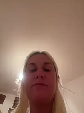 Sofia beee online show from 07/14/26, 02:05