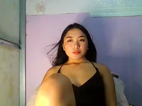 Snapshot of cutie_princess88 chatting on 06/03/26, 08:17 cutie princess88 online show from 06/03/26, 08:17