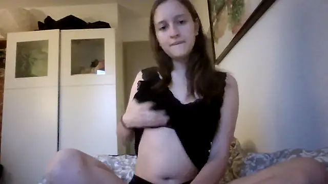 SoftieSophie online show from 05/28/26, 03:15