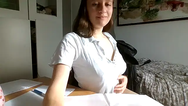 SoftieSophie online show from 05/31/26, 06:10