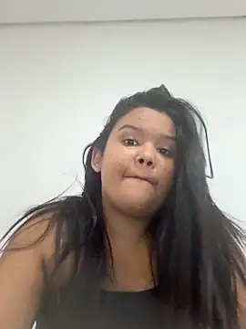 Eumileninha online show from 05/25/26, 08:48