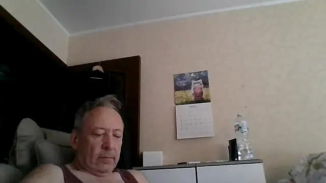 Snapshot of swety987 chatting on 06/18/26, 07:30 swety987 online show from 06/18/26, 07:30