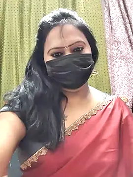 Snapshot of Meera_mia chatting on 07/04/26, 08:42 Meera mia online show from 07/04/26, 08:42