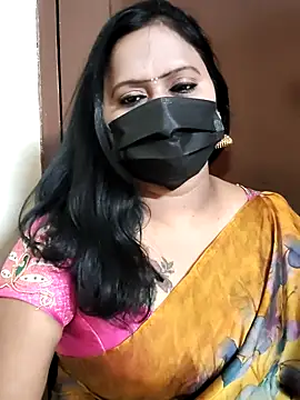 Snapshot of Meera_mia chatting on 07/07/26, 06:45 Meera mia online show from 07/07/26, 06:45