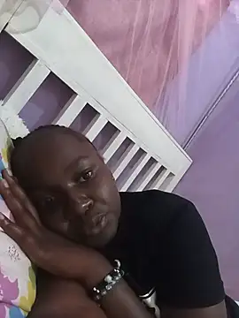 Snapshot of Ebonylouisa chatting on 07/12/26, 05:42 Ebonylouisa online show from 07/12/26, 05:42