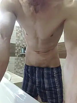 Snapshot of Nakedfanboy chatting on 06/17/26, 03:46 Nakedfanboy online show from 06/17/26, 03:46