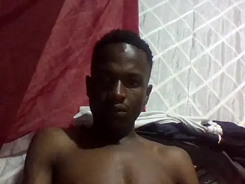 Snapshot of Roystone3 chatting on 07/22/26, 01:36 Roystone3 online show from 07/22/26, 01:36