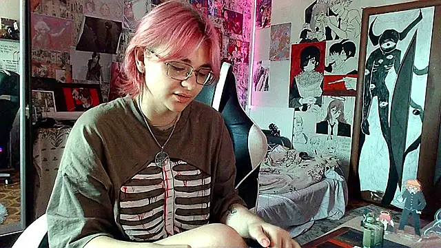 Snapshot of Michiyo_Gotou chatting on 06/25/26, 01:04 Michiyo Gotou online show from 06/25/26, 01:04
