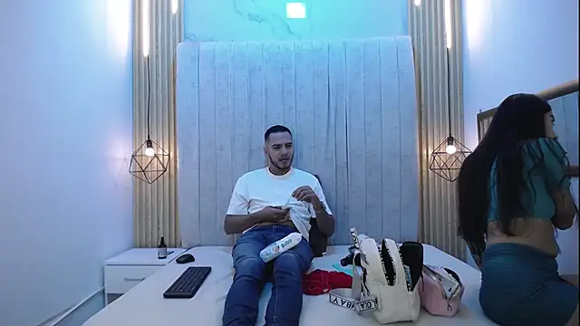 CarolinaySebas online show from 06/08/26, 12:38