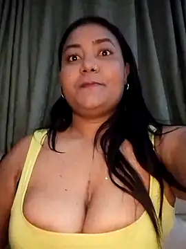 Snapshot of DEISY_8670 chatting on 06/30/26, 10:38 DEISY 8670 online show from 06/30/26, 10:38