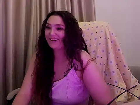 Lola Creolla online show from 05/26/26, 02:57