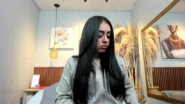 Snapshot of CARLA_FERRERM chatting on 07/14/26, 09:42 CARLA FERRERM online show from 07/14/26, 09:42