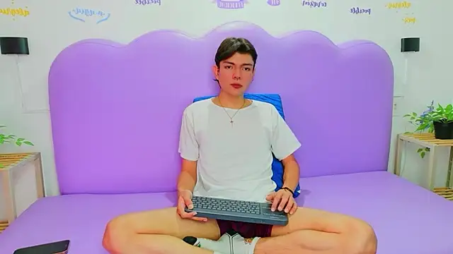 Liamdelrey online show from 07/03/26, 03:24