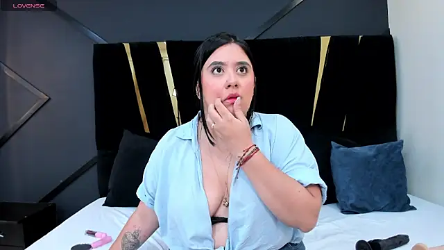 maite graay online show from 06/01/26, 12:51