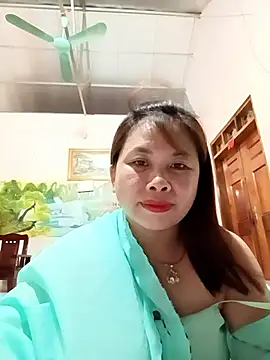 Snapshot of -Piieo11- chatting on 05/29/26, 03:10 -Piieo11- online show from 05/29/26, 03:10