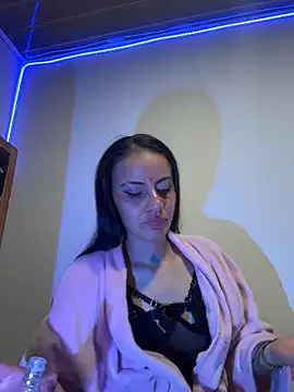 Snapshot of Zafira_luxx chatting on 05/30/26, 07:05 Zafira luxx online show from 05/30/26, 07:05