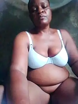 Snapshot of SEXY-DOLLY123 chatting on 07/19/26, 12:20 SEXY-DOLLY123 online show from 07/19/26, 12:20