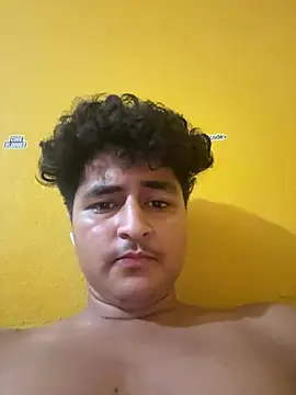 Snapshot of cannonWithMuscles chatting on 07/03/26, 02:23 cannonWithMuscles online show from 07/03/26, 02:23