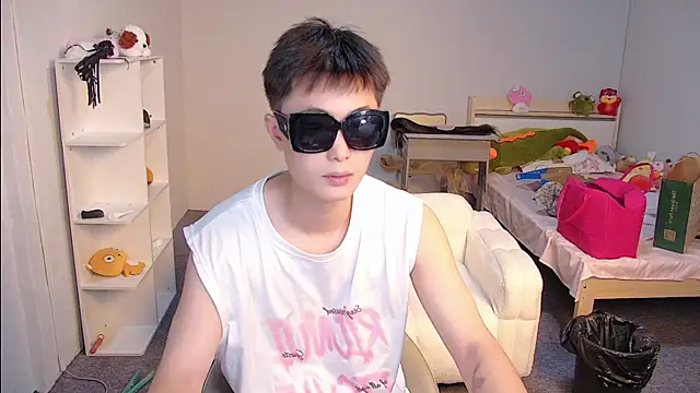 Snapshot of Gay-Sexshowboy69 chatting on 07/12/26, 08:49 Gay-Sexshowboy69 online show from 07/12/26, 08:49