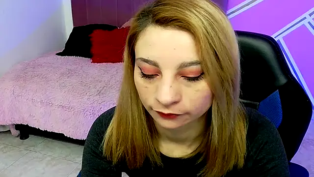 Barbie  sweet online show from 06/01/26, 12:29