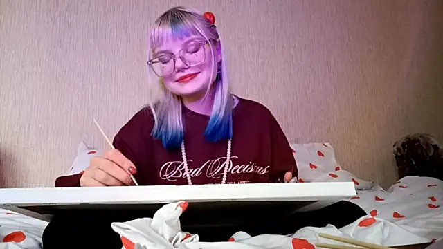 Lina lower online show from 05/27/26, 02:36