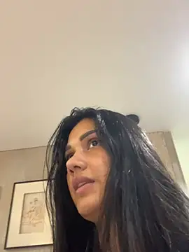 AnnitaG online show from 05/27/26, 01:57