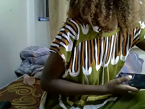 Holygoddess online show from 06/20/26, 04:32
