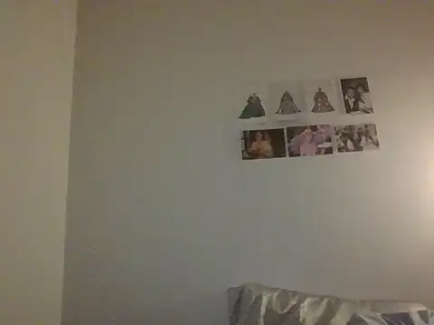 Snapshot of Nyx_Nuit chatting on 06/11/26, 11:47 Nyx Nuit online show from 06/11/26, 11:47