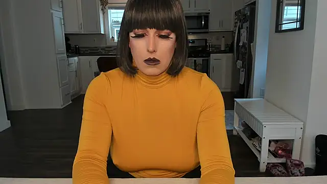 Danielle tv33 online show from 12/13/24, 05:43