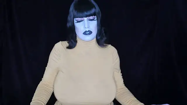 Danielle tv33 online show from 11/01/25, 04:36