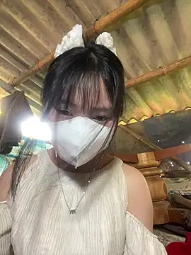 Snapshot of BabyLyly20 chatting on 06/01/26, 12:01 BabyLyly20 online show from 06/01/26, 12:01
