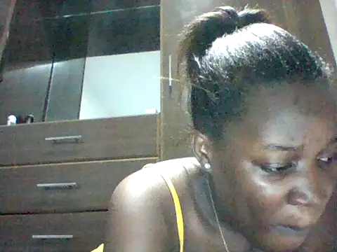 zainaxxxxx online show from 06/22/26, 04:26
