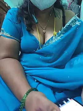 Tamil-kaviya98 online show from 06/19/26, 09:40