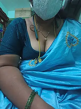 Tamil-kaviya98 online show from 06/23/26, 09:57