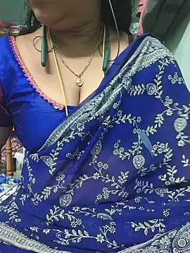 Tamil-kaviya98 online show from 06/25/26, 08:24