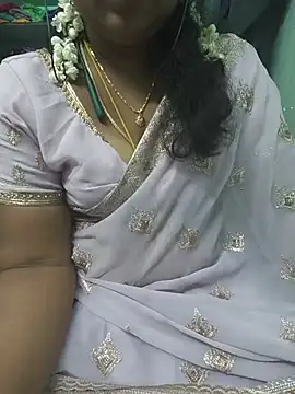 Tamil-kaviya98 online show from 06/28/26, 05:41