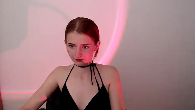 Snapshot of ViolaHot_ chatting on 05/29/26, 07:45 ViolaHot online show from 05/29/26, 07:45