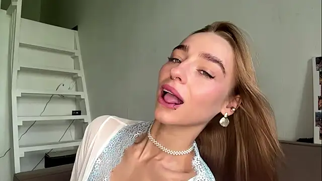 amilia-sexygirl online show from 06/26/26, 12:15