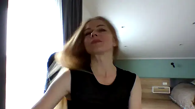 Snapshot of Tina5394 chatting on 07/20/26, 07:11 Tina5394 online show from 07/20/26, 07:11