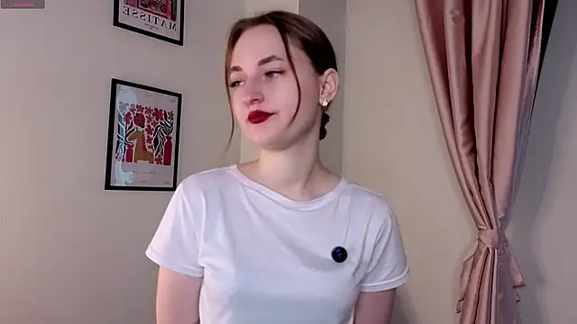 Snapshot of LeishaChamblee chatting on 06/12/26, 01:26 LeishaChamblee online show from 06/12/26, 01:26