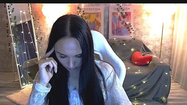 Snapshot of NicoleMerz chatting on 06/13/26, 07:12 NicoleMerz online show from 06/13/26, 07:12